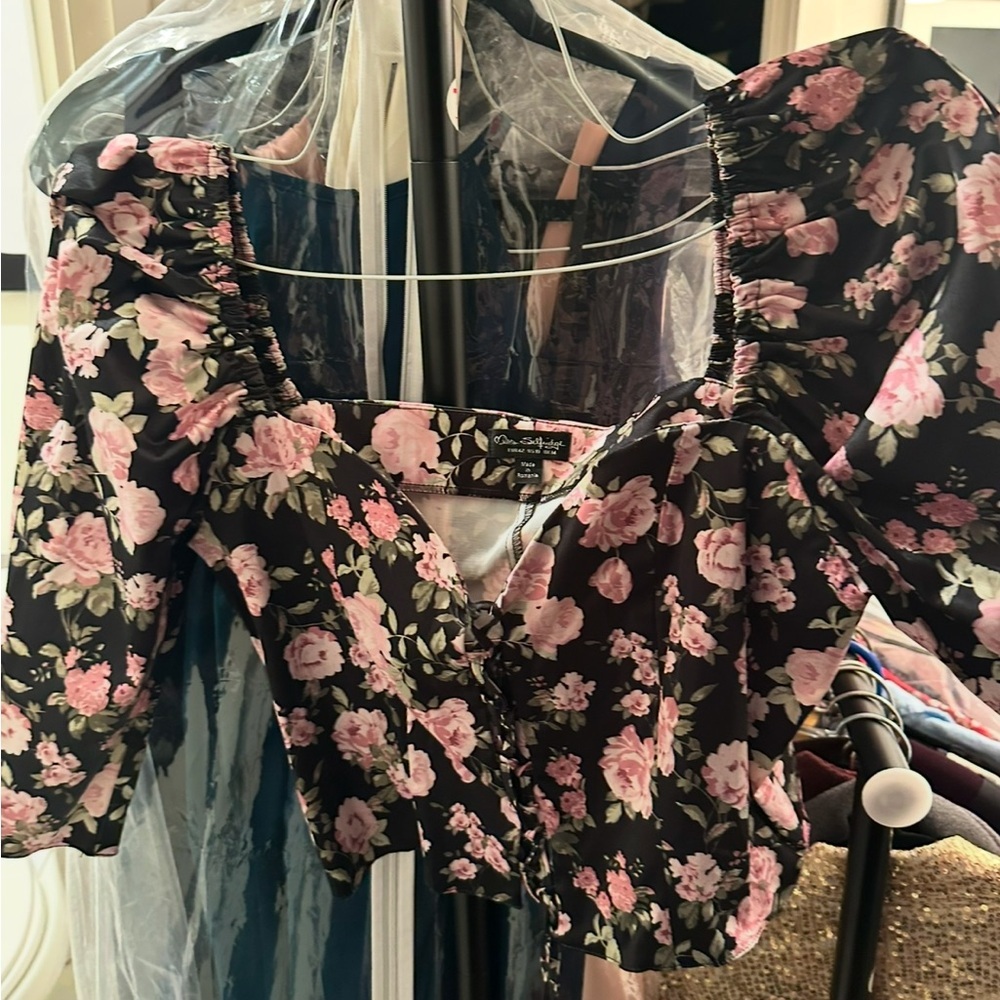 Black Pink Floral Long puff Sleeve Cropped Corset Tue Up Top - Picture 2 of 10